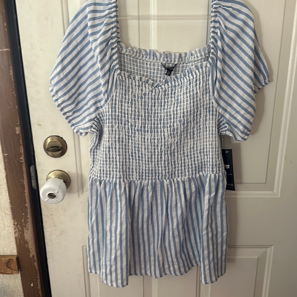 UNIQUE SPECTRUM PLUS SIZE SQUARE NECK TOP: BLUE/WHITE STRIPED: NWT: SZ 3X